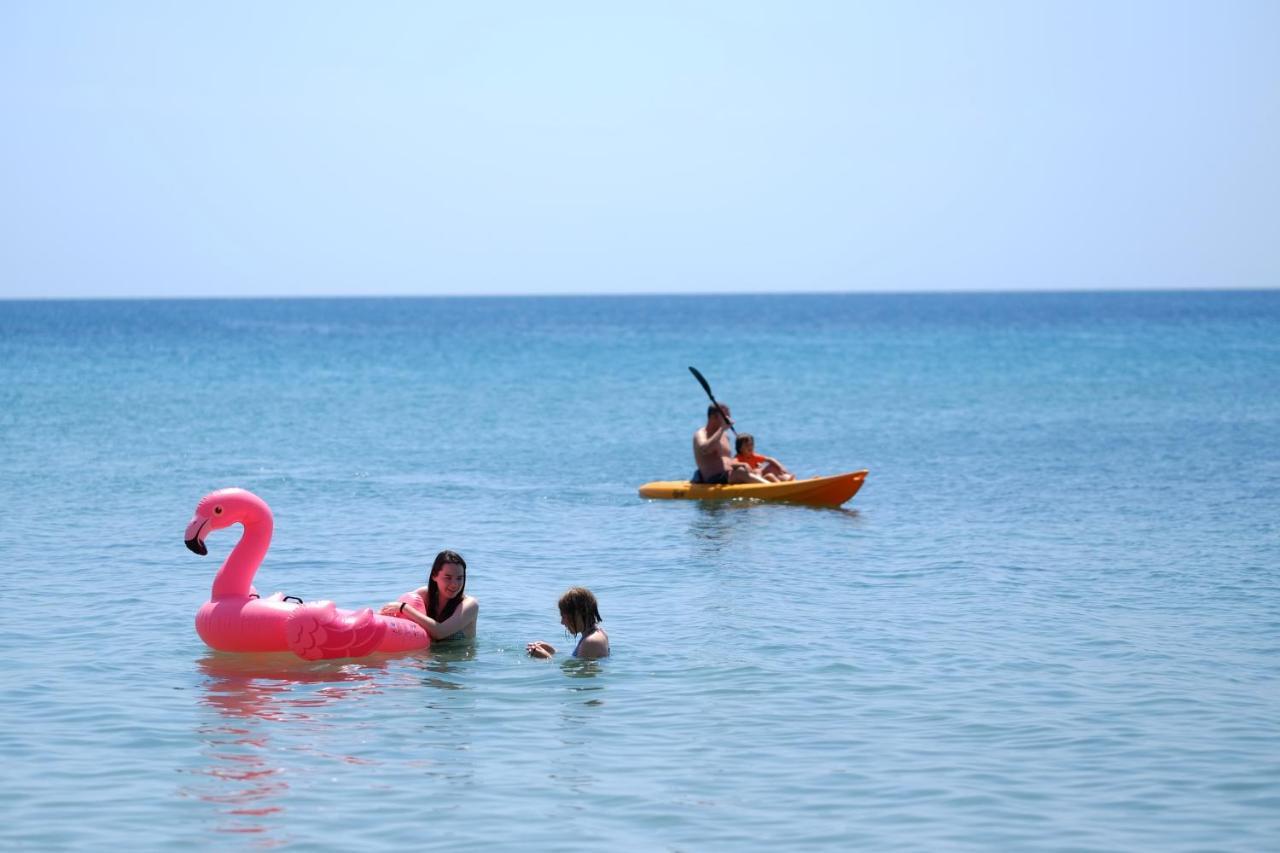 Playa Montroig Camping Resort Εξωτερικό φωτογραφία